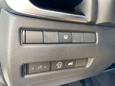 Used 2023 Nissan Rogue SL w/ SL Premium Package AWD/4WD image 24