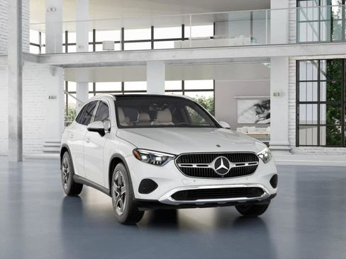 Used 2026 Mercedes-Benz GLC 300 image 8