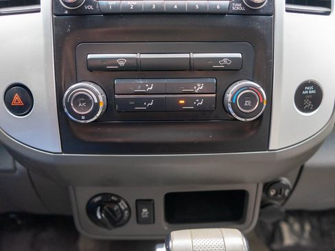 Used 2018 Nissan Frontier SV image 23