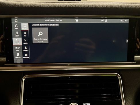 Used 2018 Porsche Panamera 4 AWD/4WD image 34