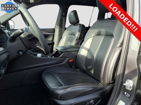 Used 2022 Jeep Grand Cherokee Overland image 14