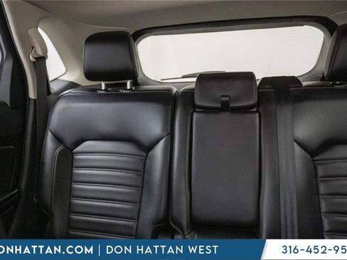 Used 2023 Ford Edge SEL image 18