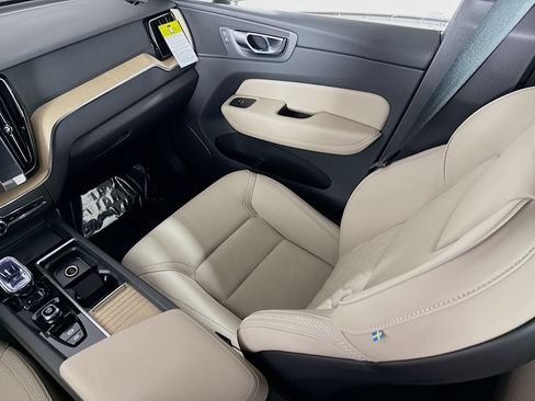 New 2026 Volvo XC60 T8 Plus w/ Protection Package Premier AWD/4WD image 24