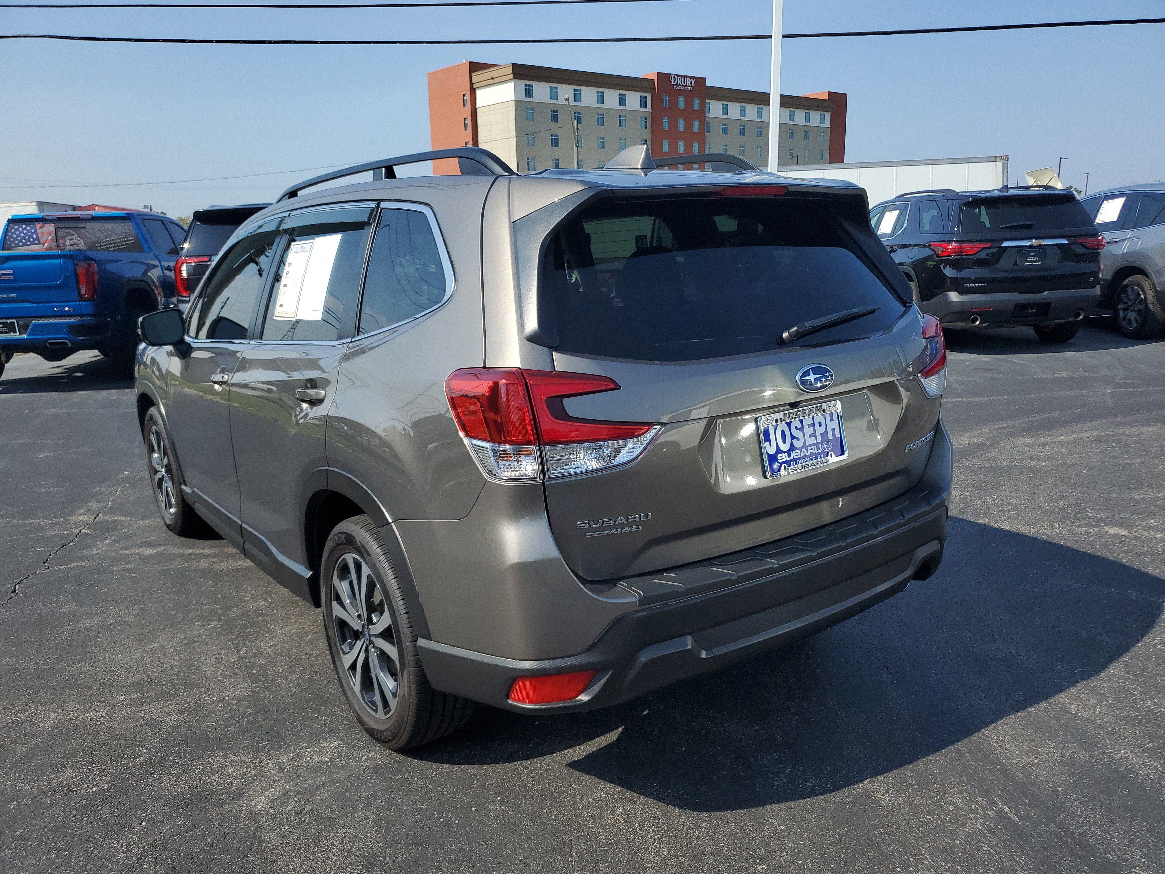 Used 2020 Subaru Forester Limited w/ Popular Package #3 AWD/4WD image 2