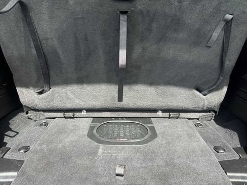 Used 2022 Jeep Wrangler Rubicon AWD/4WD image 23