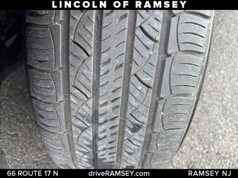 Used 2023 Lincoln Nautilus Reserve image 27