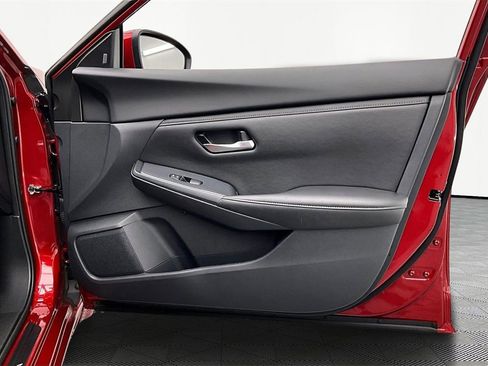 Used 2024 Nissan Sentra SV image 24