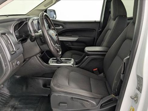 Used 2022 Chevrolet Colorado LT w/ Fleet Safety Package RWD image 13