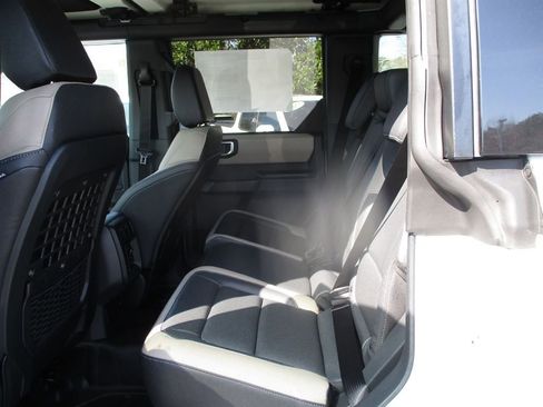 New 2026 Ford Bronco Big Bend w/ Black Diamond Package image 6