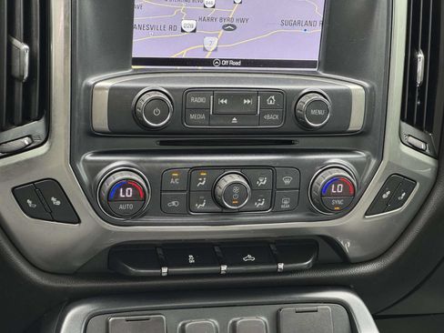 Used 2018 Chevrolet Silverado 1500 LT w/ All Star Edition AWD/4WD image 12