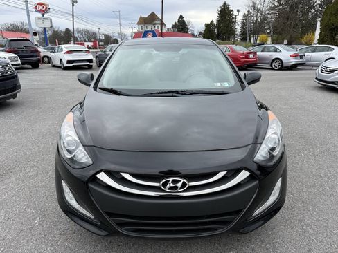 Used 2013 Hyundai Elantra GT w/ Touch & Go Pkg image 2
