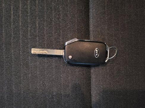 Used 2020 Kia Soul S FWD image 32