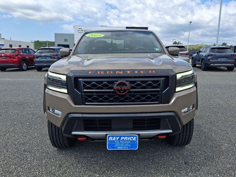 Used 2023 Nissan Frontier PRO-4X w/ Pro Convenience Package AWD/4WD image 2