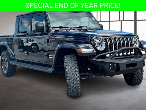 Used 2020 Jeep Gladiator Overland w/ LED Lighting Group image 3