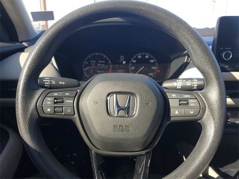 Certified 2023 Honda HR-V LX image 16