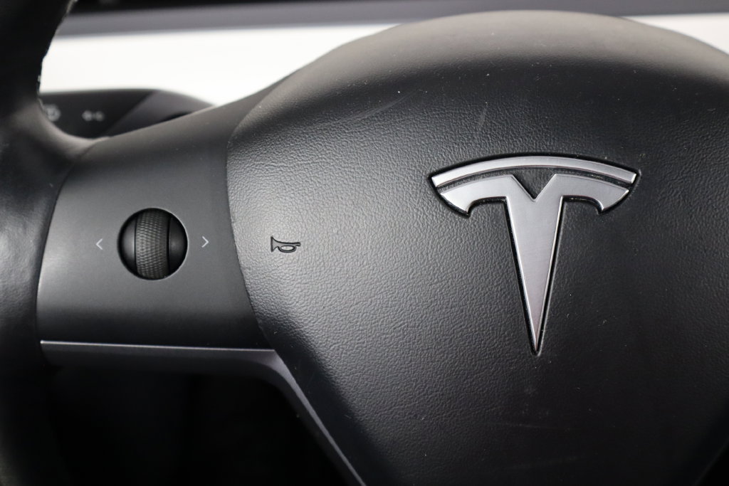 Used 2019 Tesla Model 3 Standard Range Plus RWD image 8