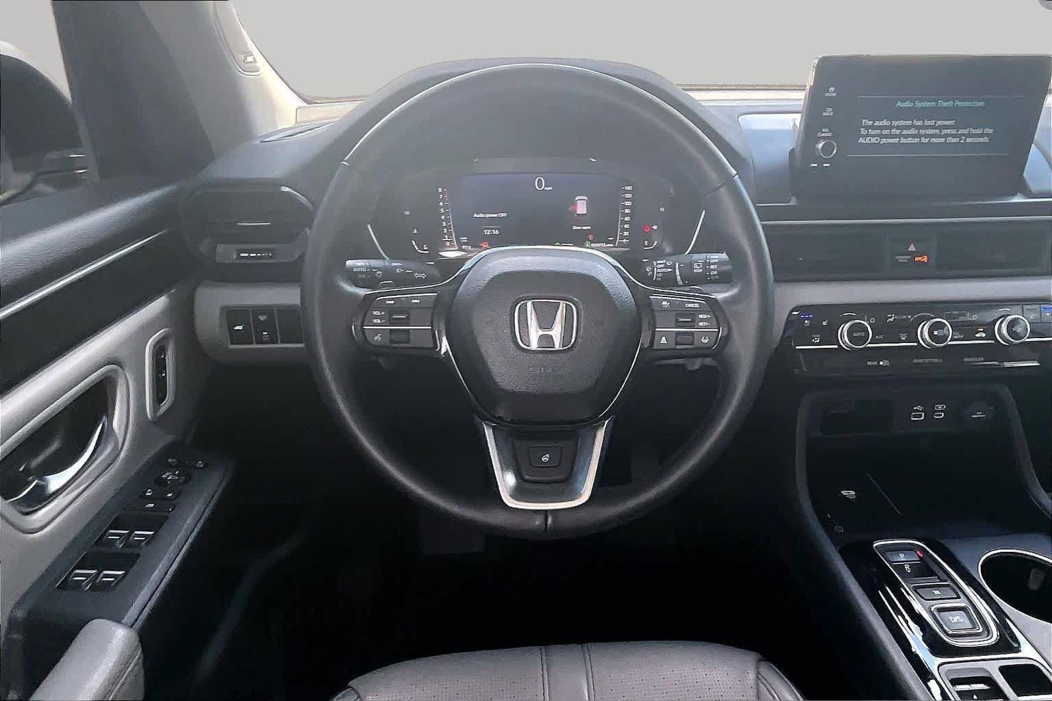 Used 2023 Honda Pilot Elite image 5
