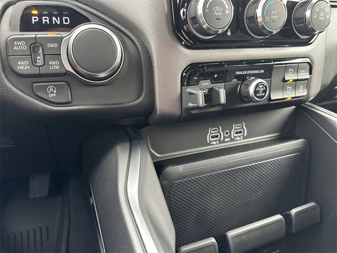 New 2026 RAM 1500 Big Horn w/ Night Edition image 21