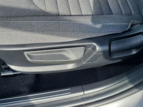 Used 2025 Kia K4 EX image 18