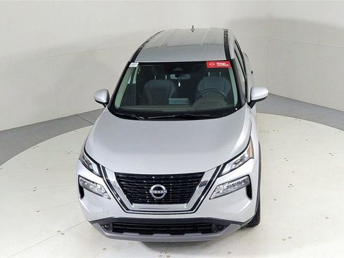 Certified 2023 Nissan Rogue SV image 10
