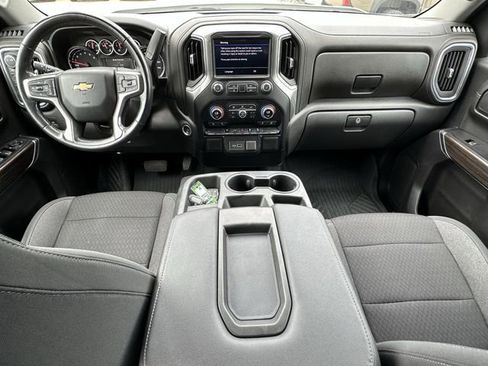 Used 2021 Chevrolet Silverado 1500 LT AWD/4WD image 10