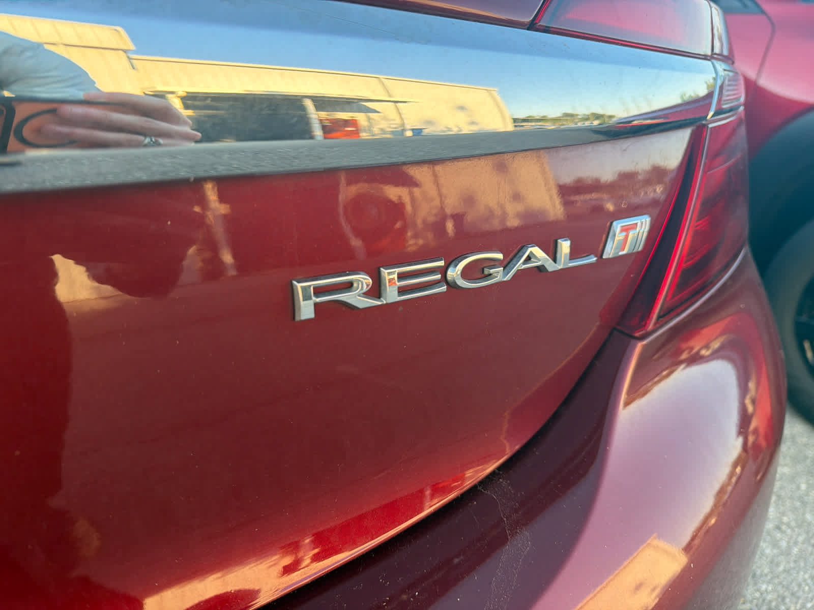Used 2016 Buick Regal FWD image 10