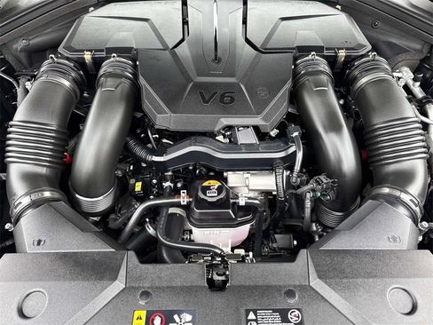 Used 2025 Genesis GV70 3.5T Sport w/ Sport Prestige Package image 27