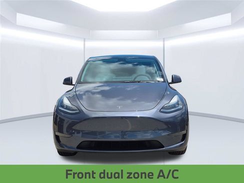 Used 2023 Tesla Model Y Long Range AWD/4WD image 11