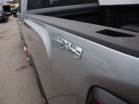 New 2026 GMC Sierra 2500 SLT w/ SLT Convenience Package image 11