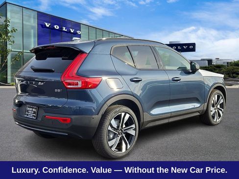 Used 2026 Volvo XC40 B5 Plus w/ Protection Package Premier AWD/4WD image 5