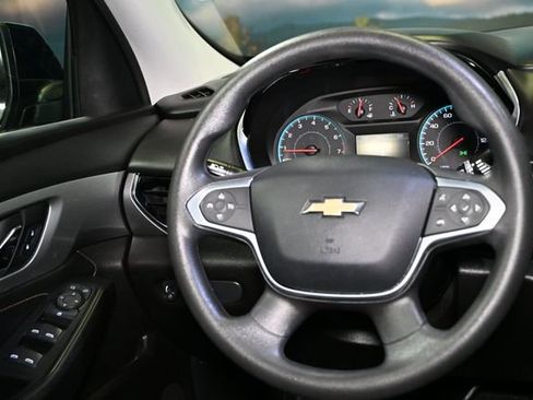 Used 2021 Chevrolet Traverse LS FWD image 62