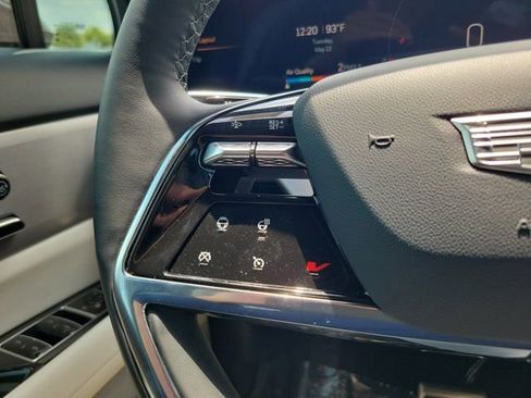 Used 2026 Cadillac Vistiq Luxury AWD/4WD image 26