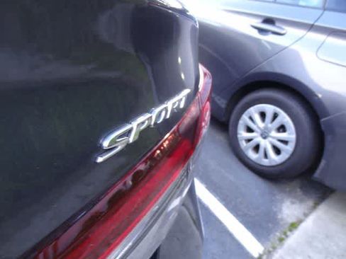 Used 2025 Honda Civic Sport image 8
