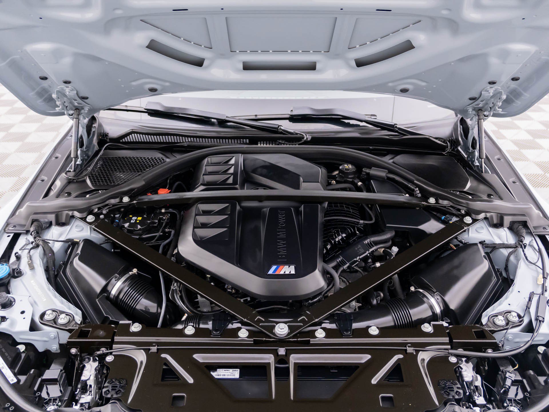Used 2023 BMW M2 RWD image 30