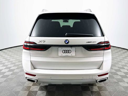 Used 2024 BMW X7 xDrive40i w/ Premium Package image 6