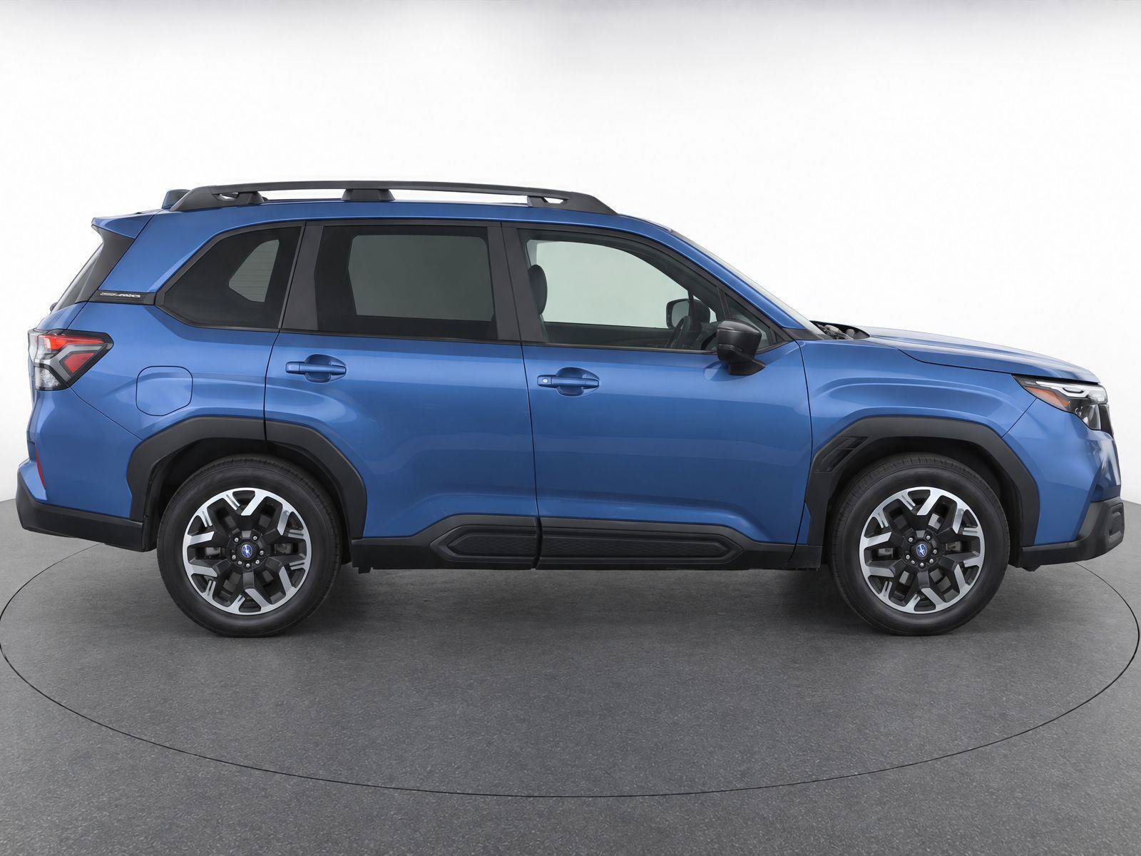 Used 2025 Subaru Forester Premium w/ Convenience Package #1 AWD/4WD image 8