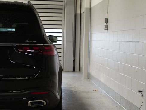 New 2026 Mercedes-Benz GLS 580 4MATIC image 13