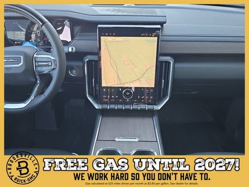 New 2026 GMC Acadia Denali w/ Super Cruise Package FWD image 13
