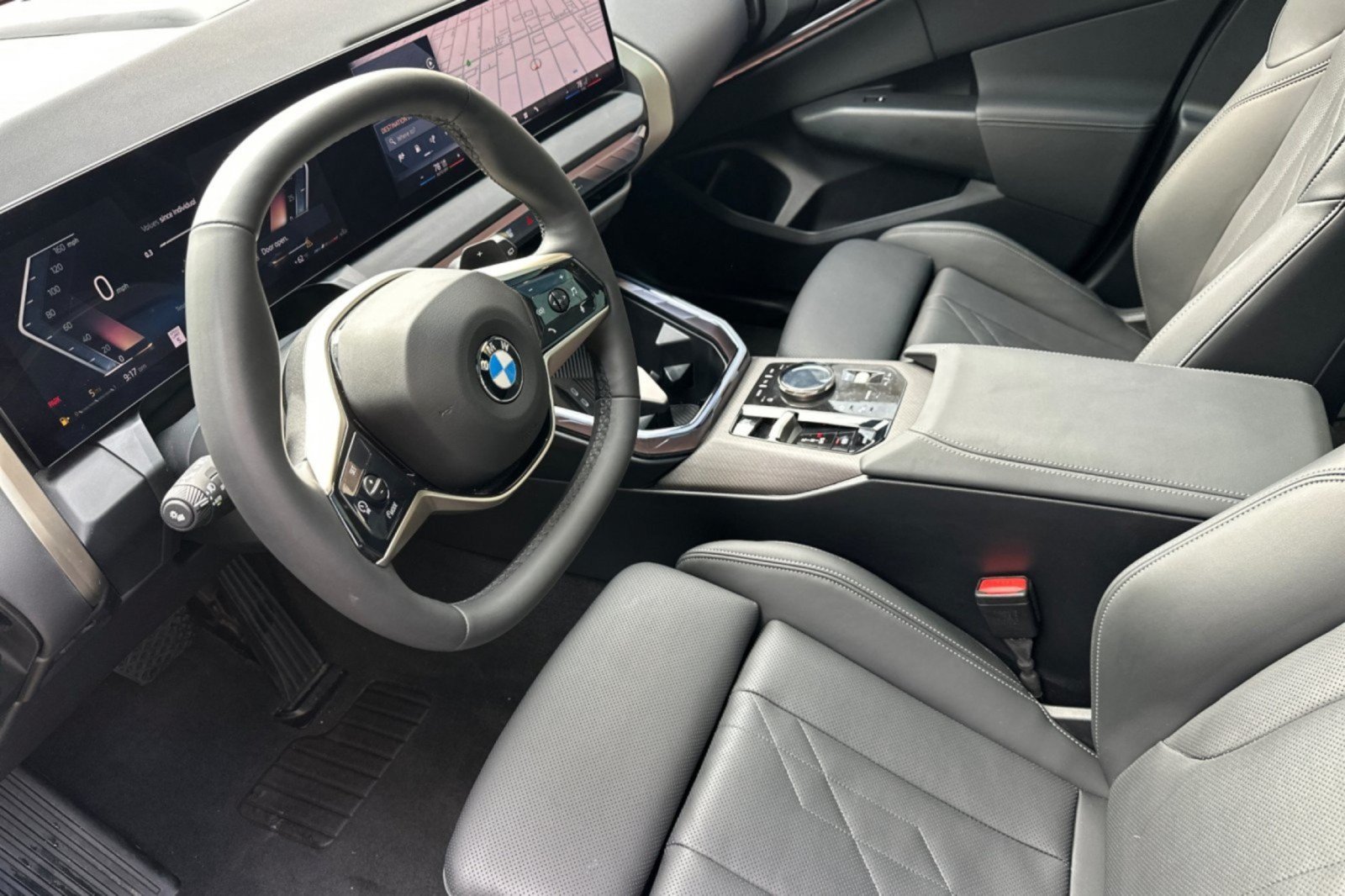 Used 2025 BMW X3 xDrive30i w/ M Sport Package AWD/4WD image 9