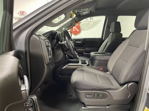 Used 2021 Chevrolet Silverado 1500 LT Trail Boss w/ Bed Protection Package AWD/4WD image 11