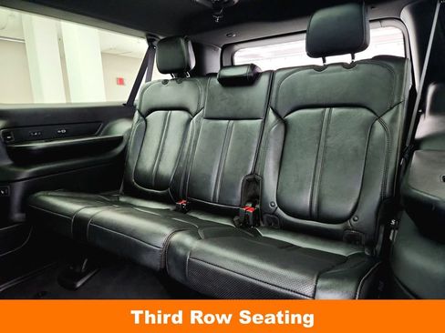 Used 2023 Jeep Wagoneer L Series II w/ Premium Group I AWD/4WD image 32