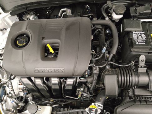 Used 2022 Kia Forte LXS image 30