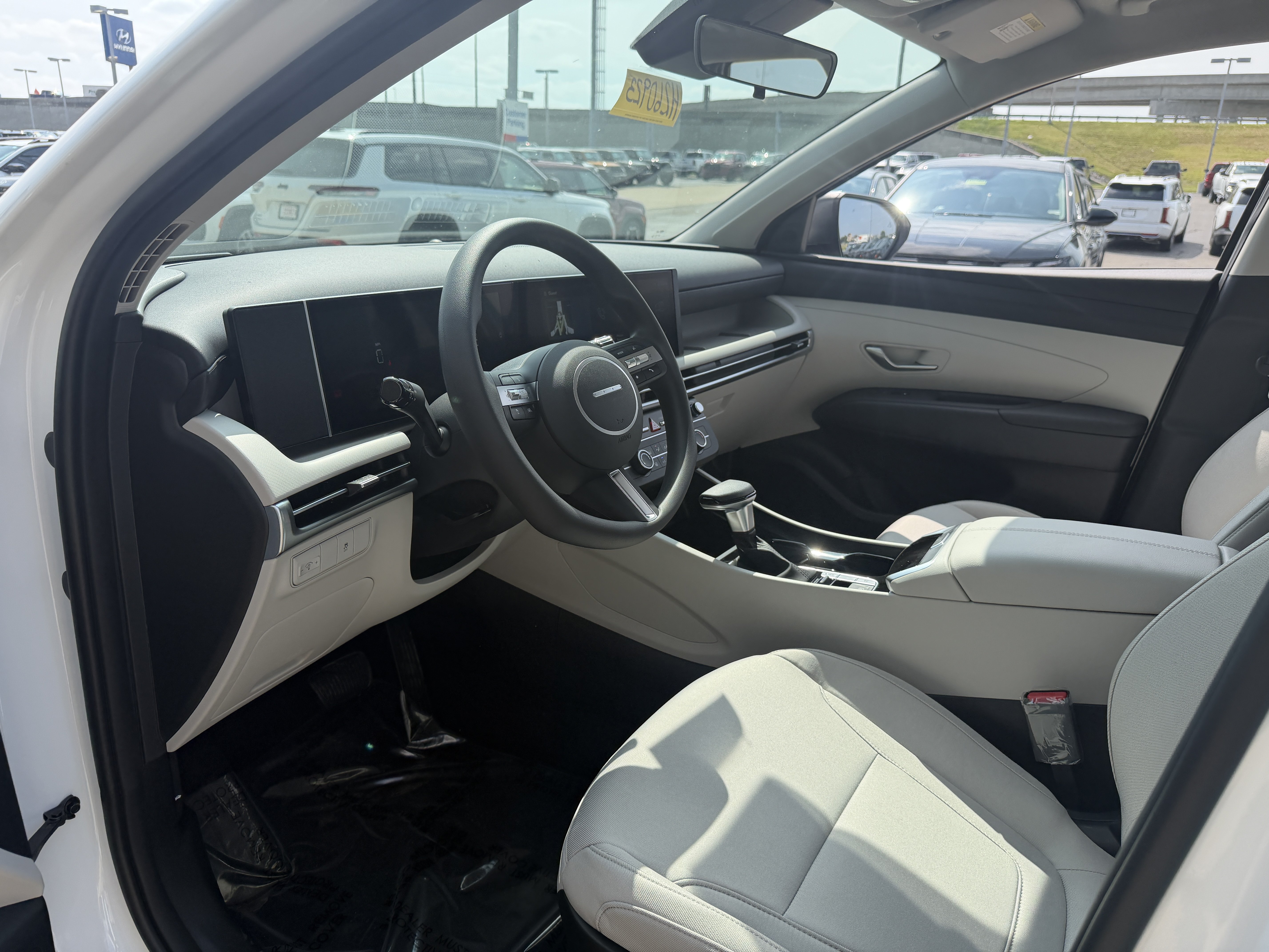 New 2026 Hyundai Tucson SE AWD/4WD image 24