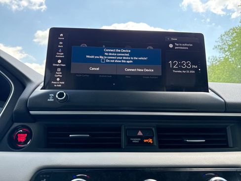 New 2026 Honda Pilot Touring image 12