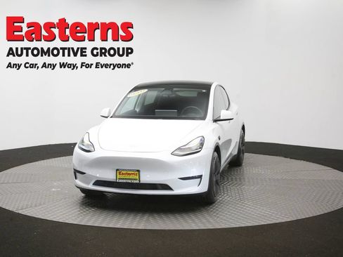 Used 2021 Tesla Model Y Long Range AWD/4WD image 49