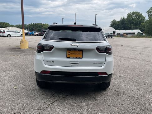 Used 2024 Jeep Compass Limited w/ Elite Group AWD/4WD image 6