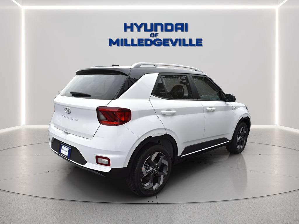 New 2026 Hyundai Venue SEL FWD image 5
