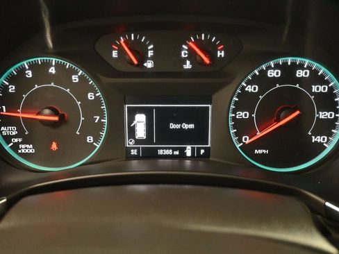 Used 2024 Chevrolet Equinox LS image 15