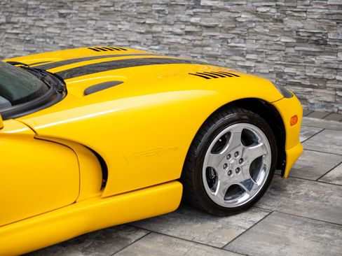Used 2001 Dodge Viper GTS RWD image 20