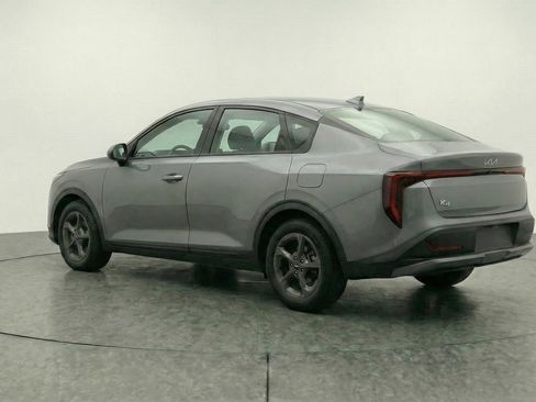 Used 2025 Kia K4 LXS image 6